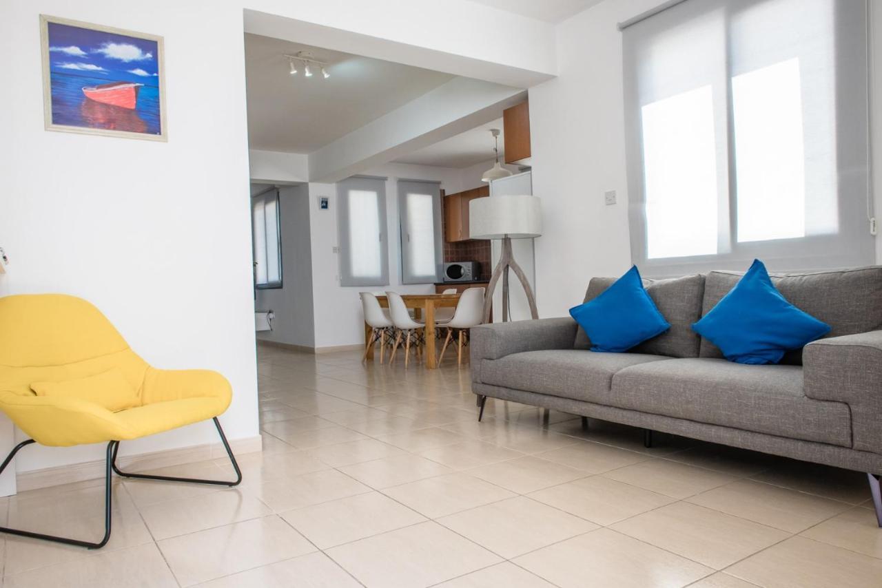 Ferienwohnung Julipapas Gardens Paphos Exterior foto