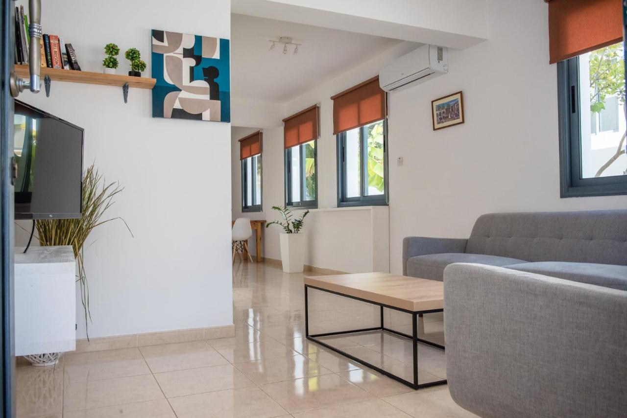 Ferienwohnung Julipapas Gardens Paphos Exterior foto